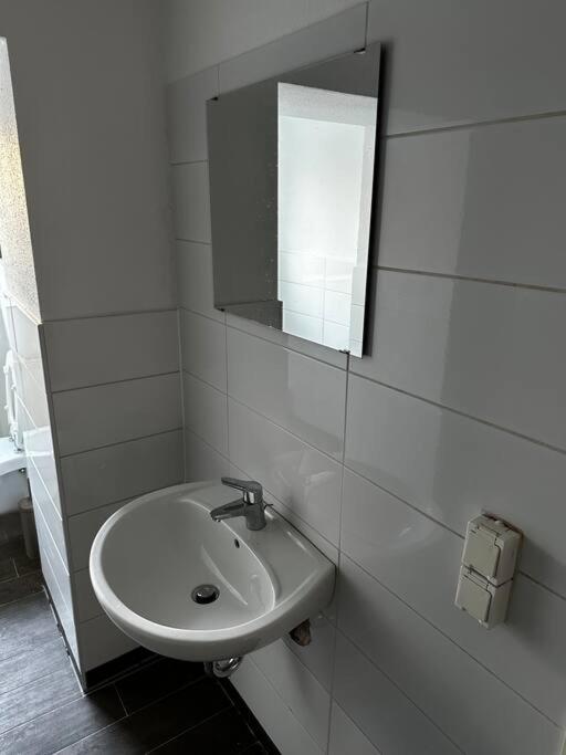Zentrumsnahes Monteurszimmer 에르푸르트 외부 사진